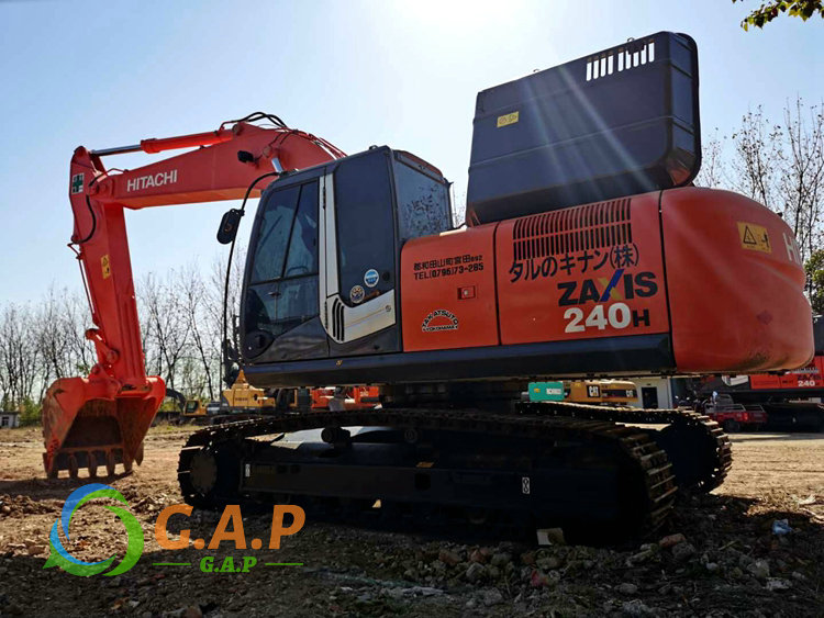 Hitachi ZX240-3 excavator