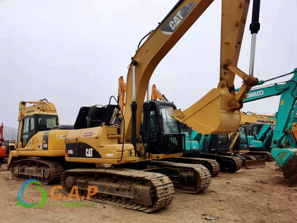 Caterpillar 315D excavator