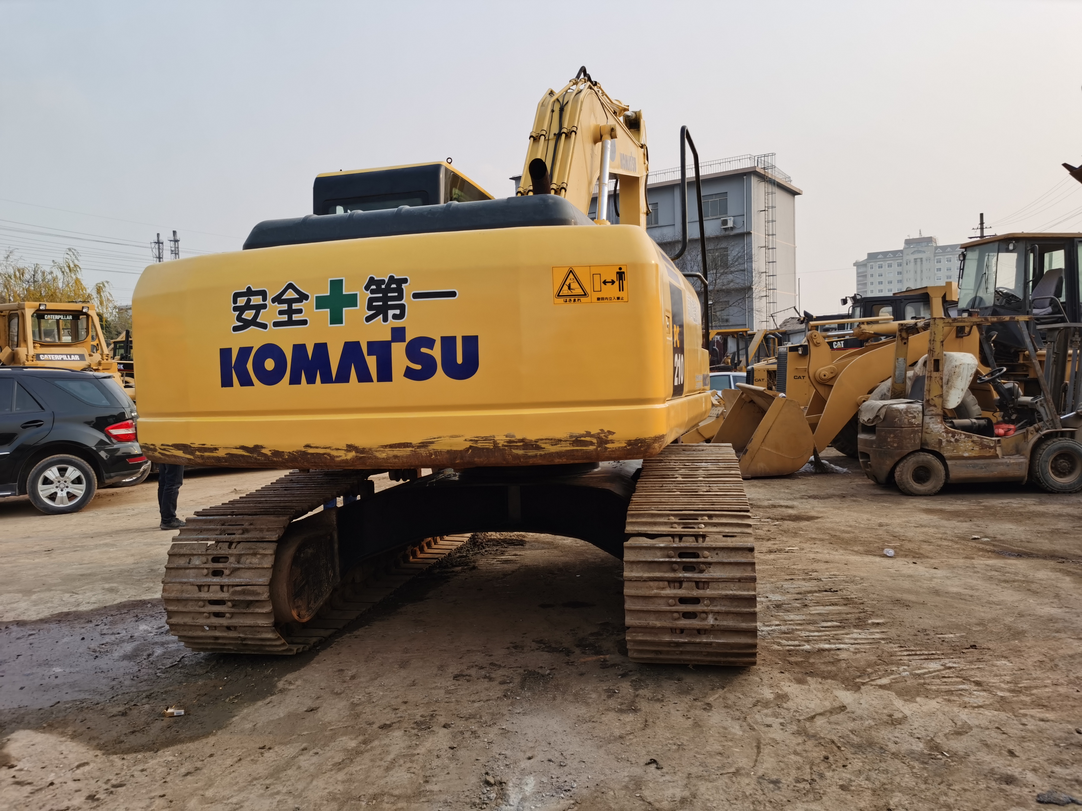 Komatsu PC210 Excavator