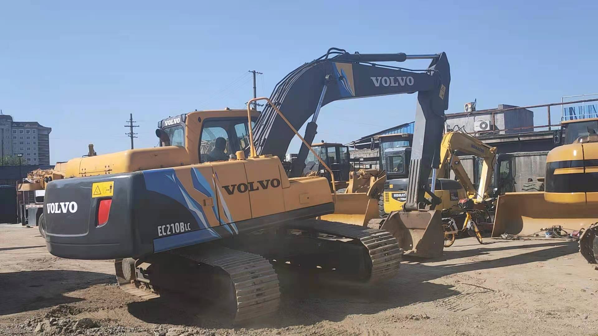 Volvo EC210B Crawler Excavator