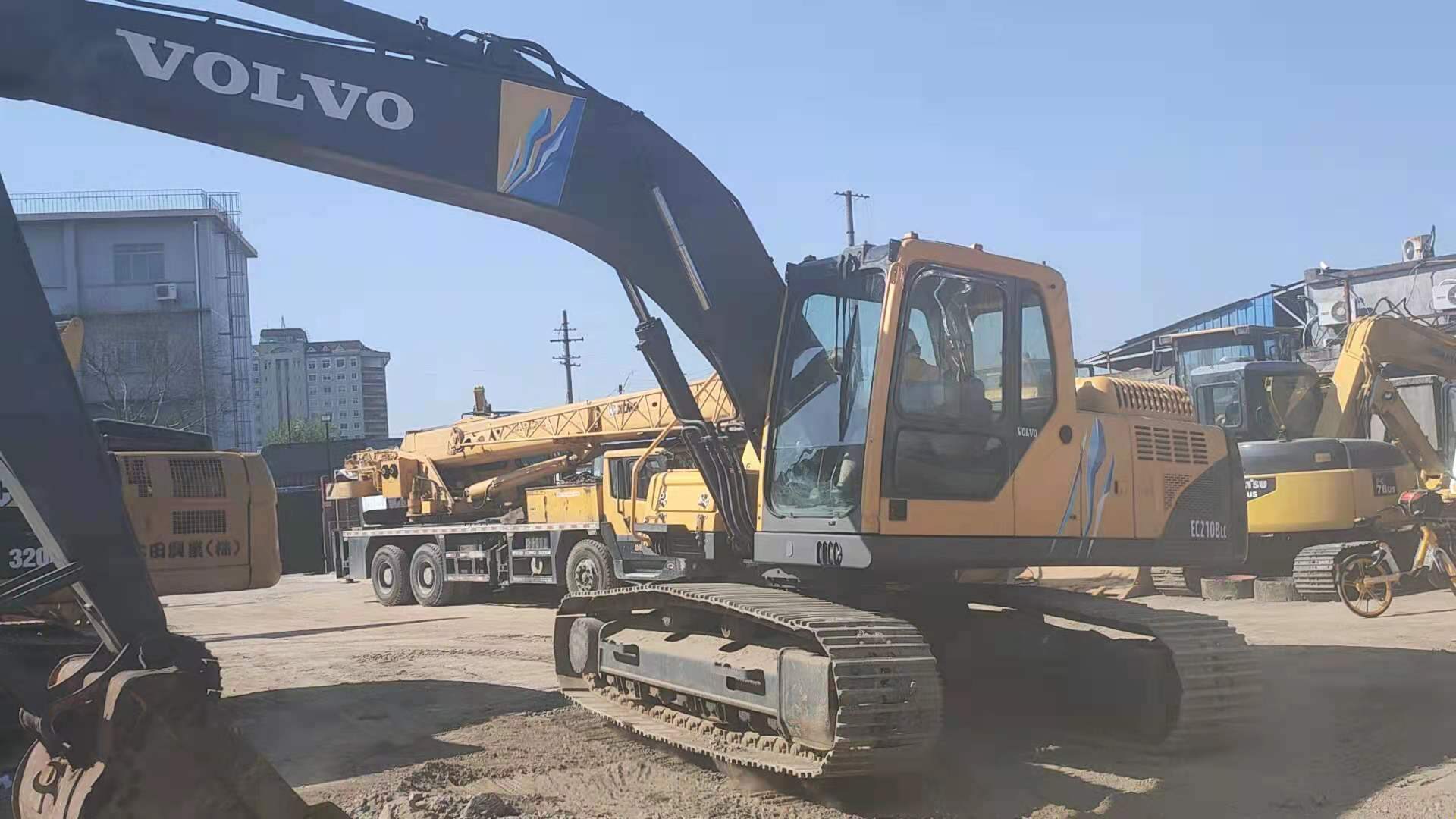 Volvo EC210B Crawler Excavator