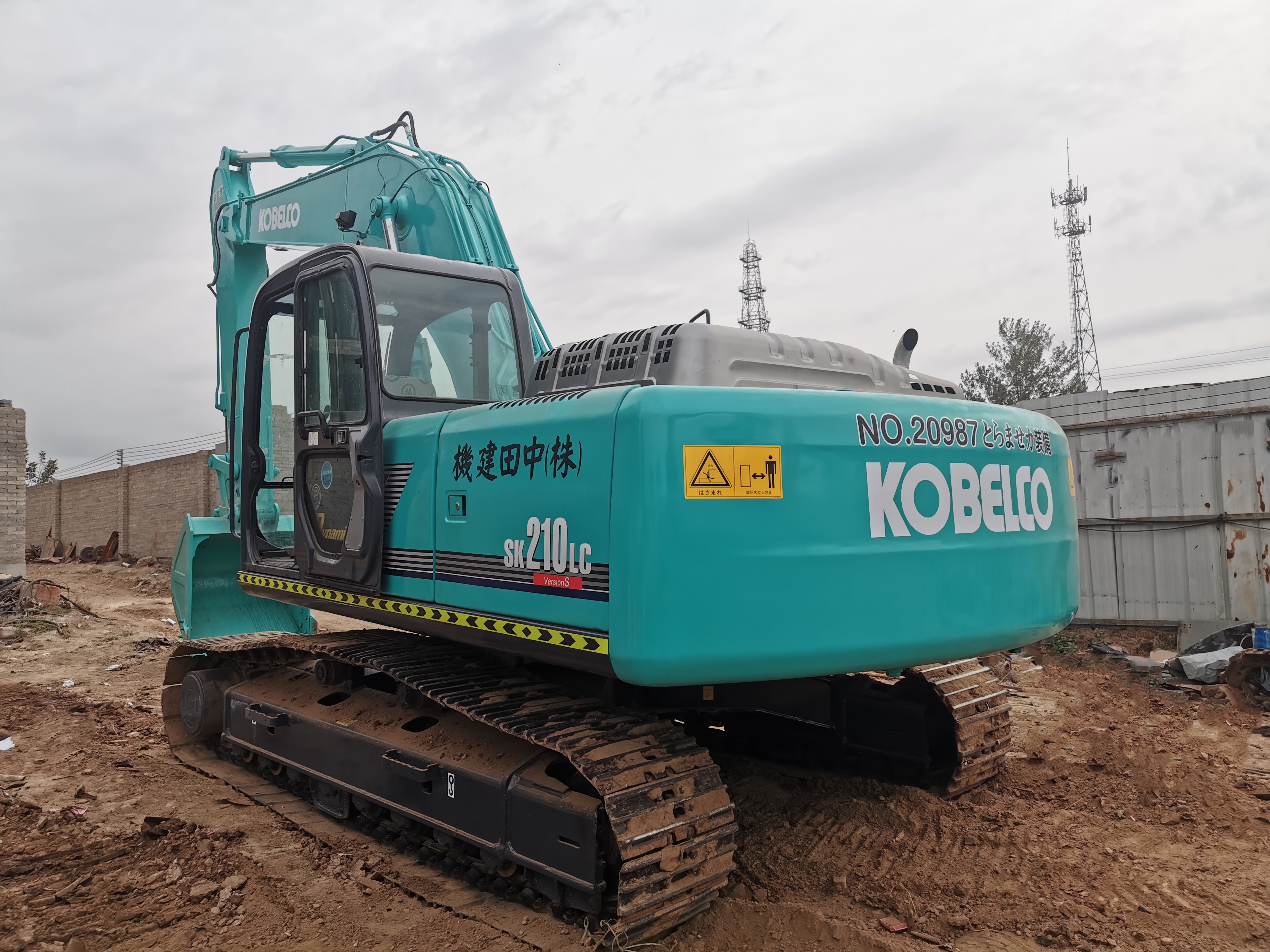 Kobelco SK210-8 Excavator