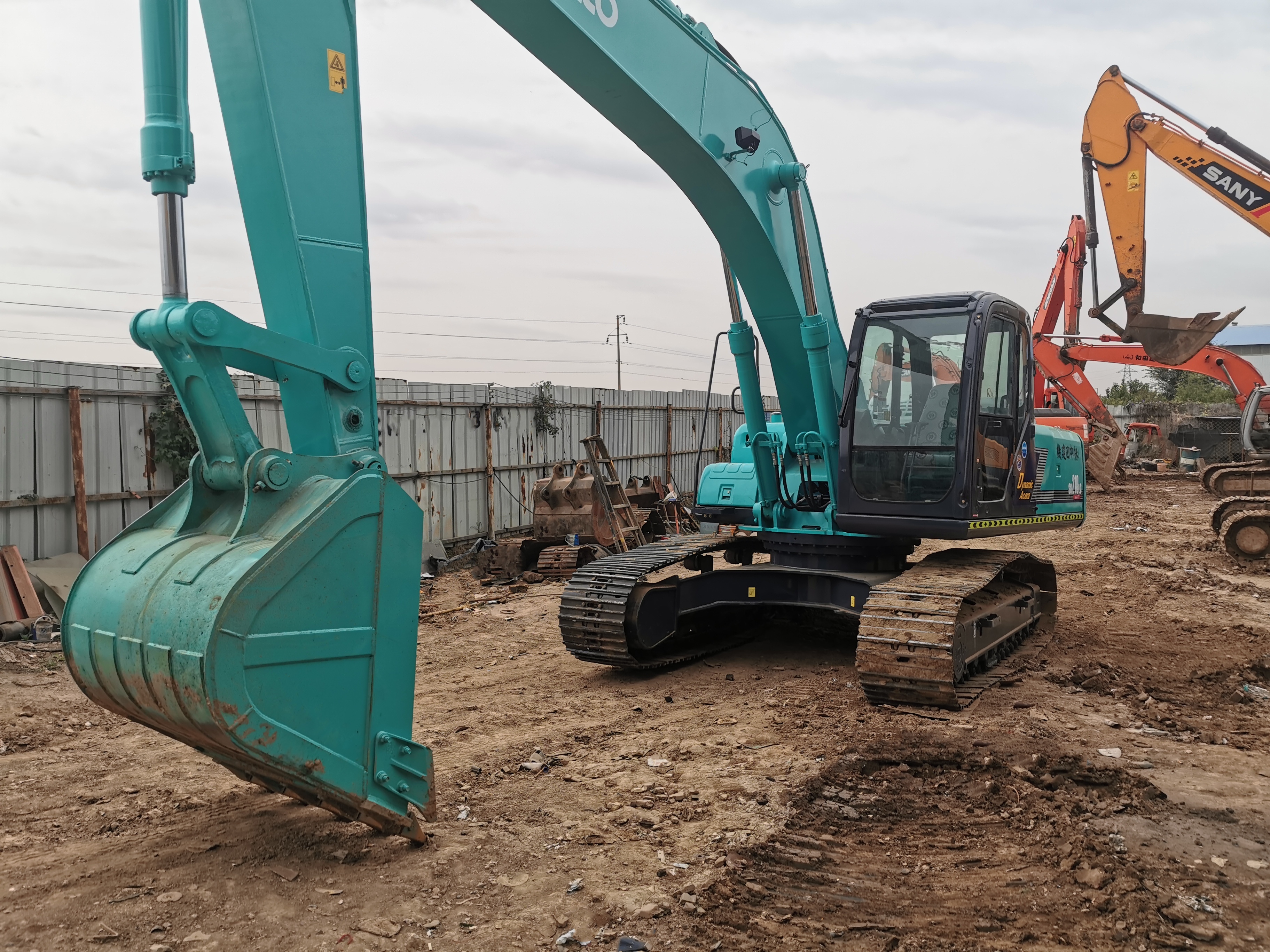 Kobelco SK210-8 Excavator