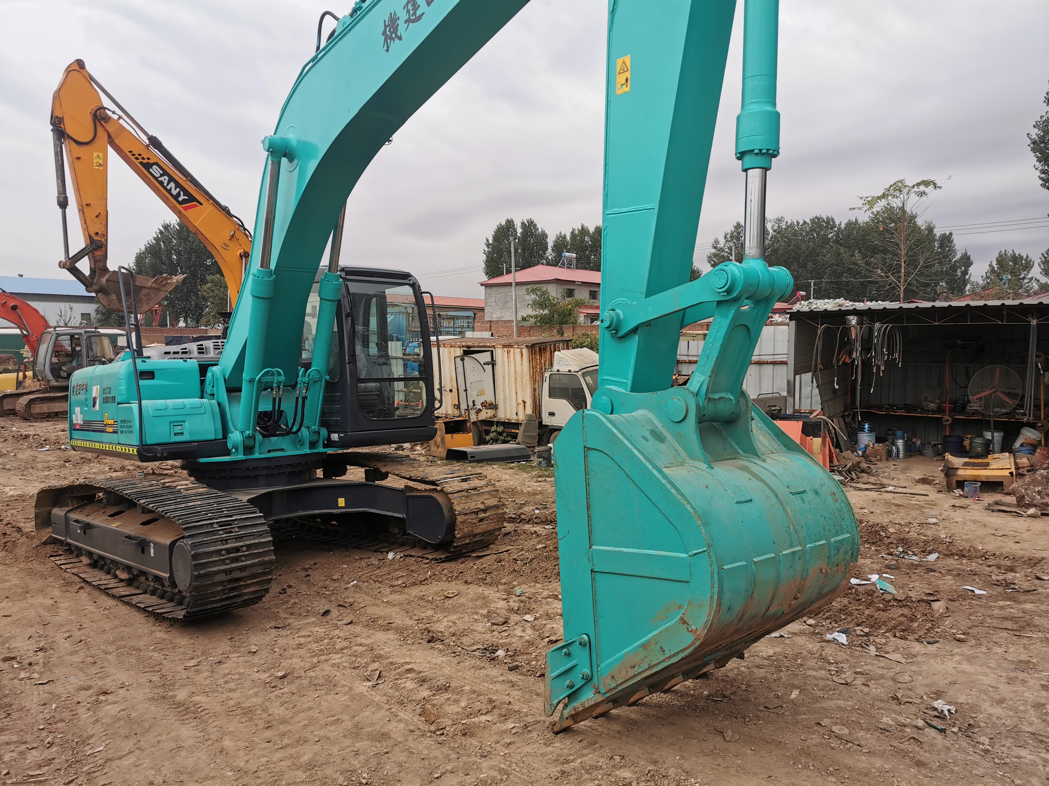 Kobelco SK210-8 Excavator