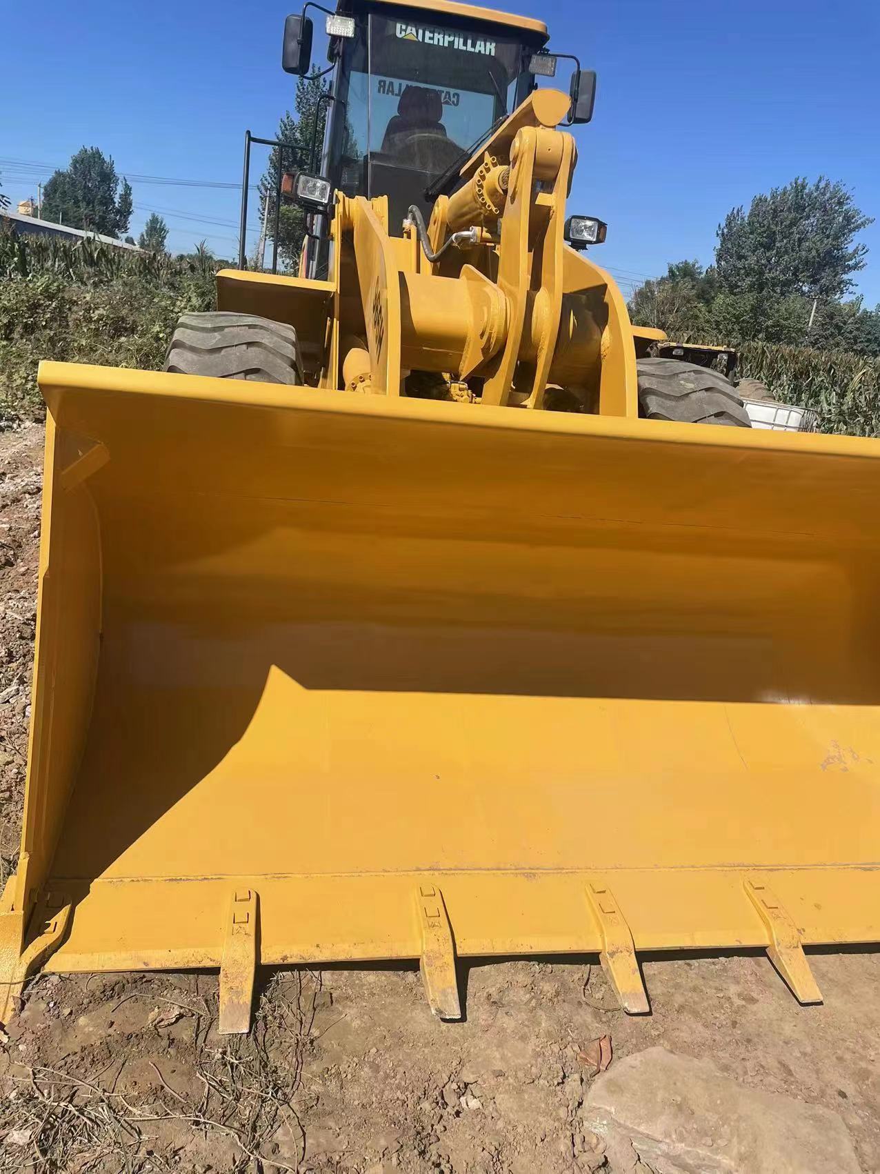 Caterpillar wheel loader 966h