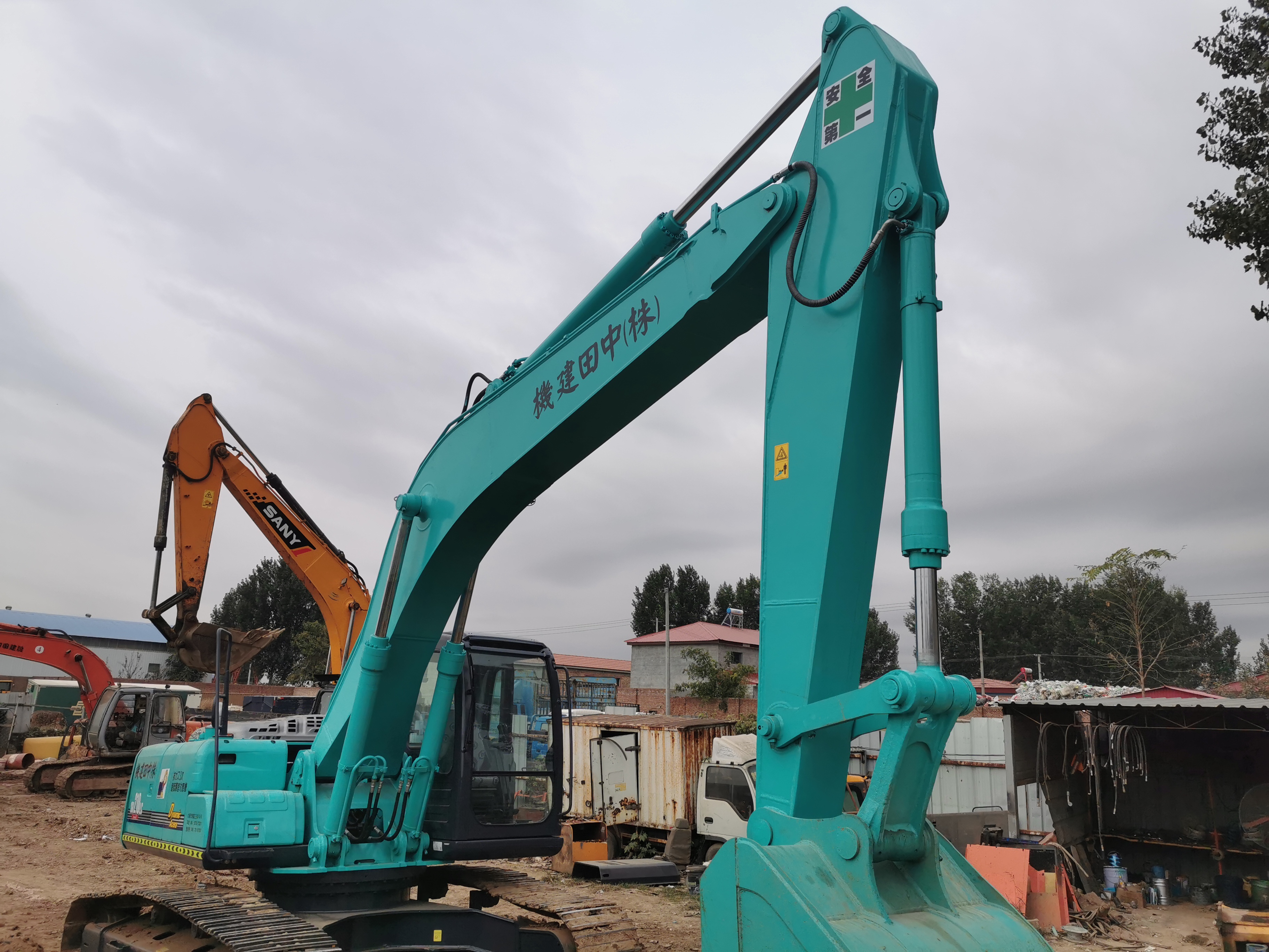 Kobelco SK210-8 Excavator