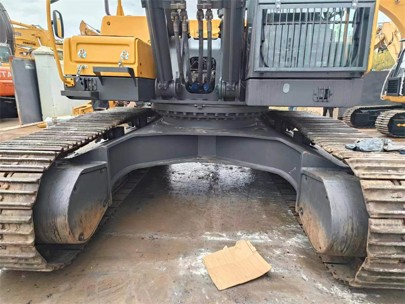 VOLVO EC480 Excavator