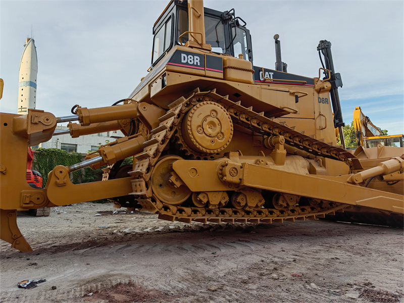 Cat bulldozer D8r 