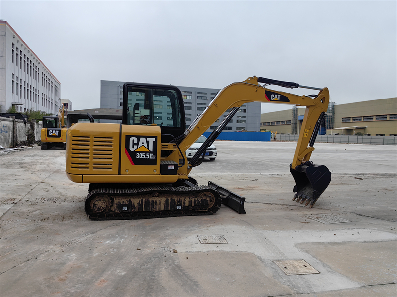 used cat 305.5e mini excavator