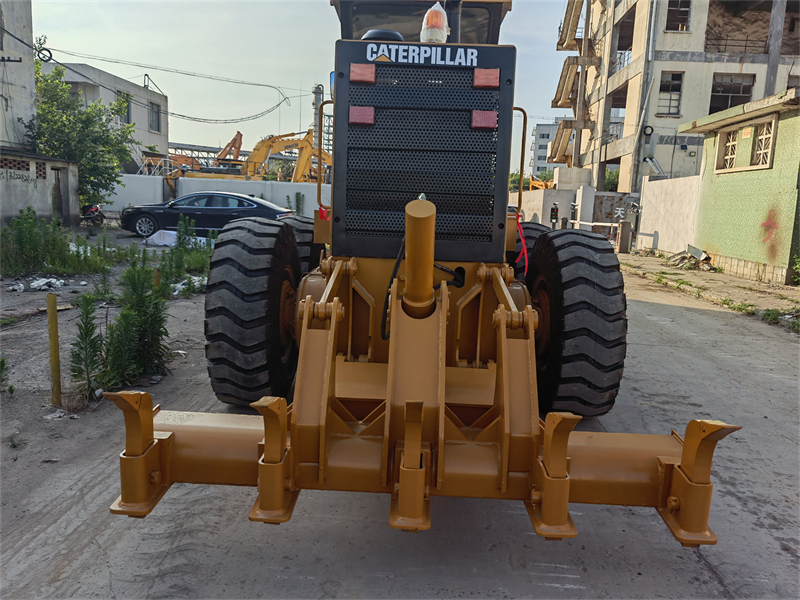 cat 140k used graders