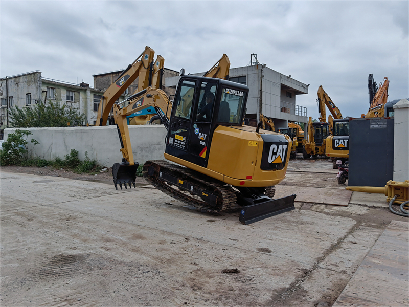 used excavator caterpillar 306E2 excavator