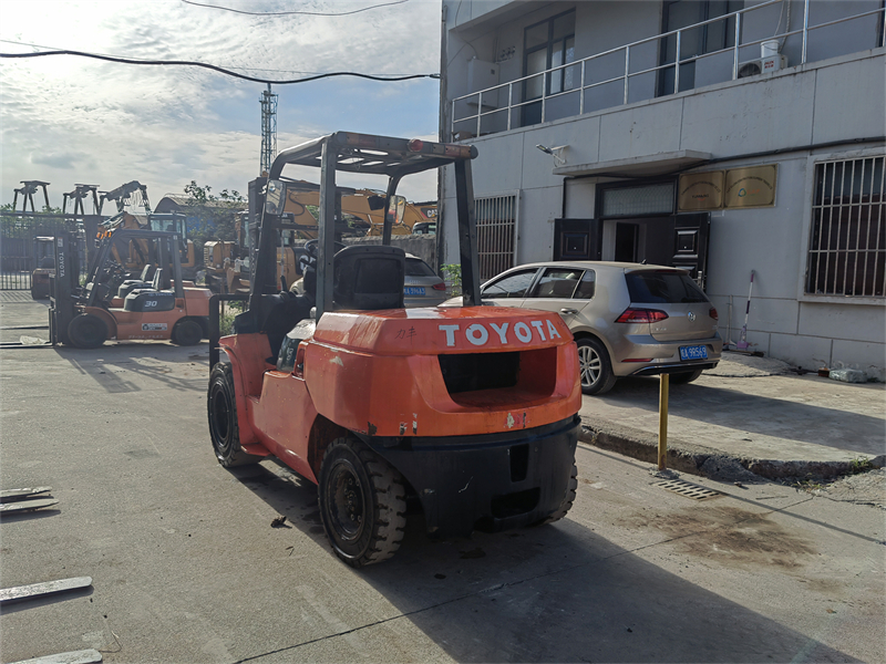 toyota forklift 5ton 