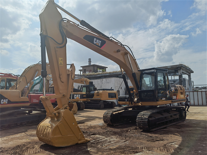 Caterpillar Excavator 330d