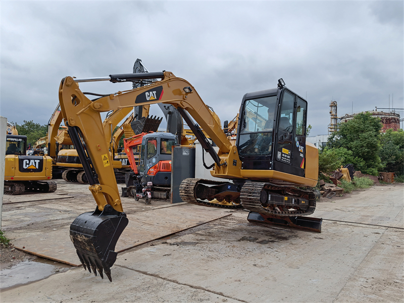 used excavator caterpillar 306E2 excavator