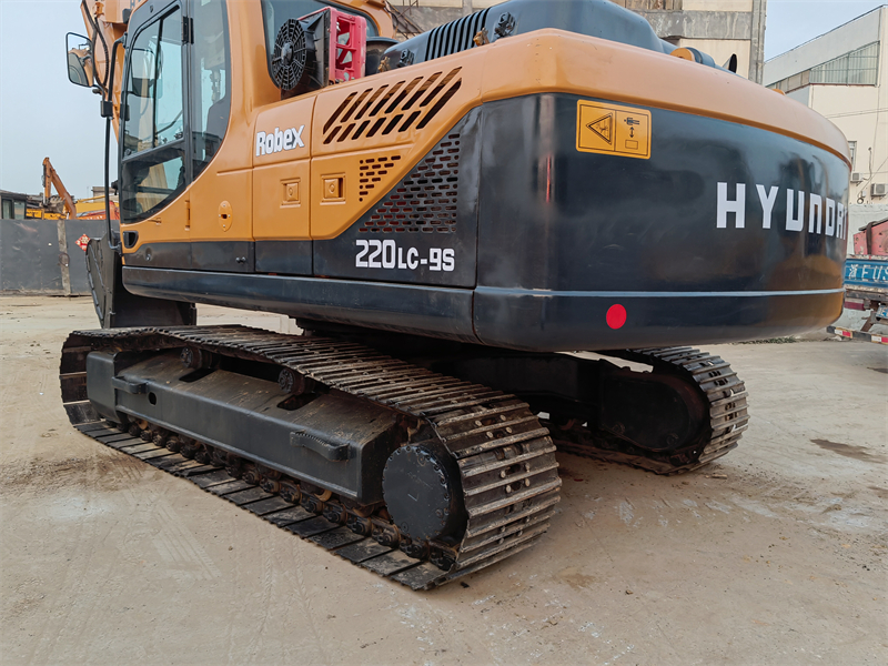 Used Hyundai 220Lc-9 Excavator