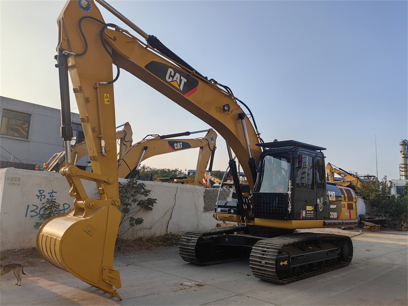 Used caterpillar 320d excavator 20tons