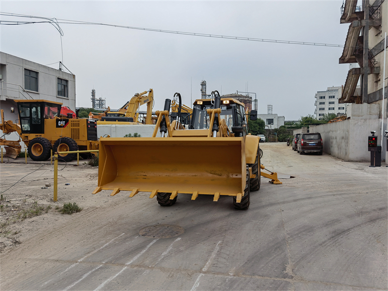 Cat 432E backhoe loader