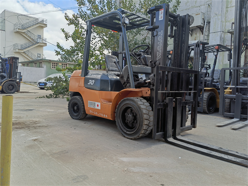 7FD30 3t toyota forklift 