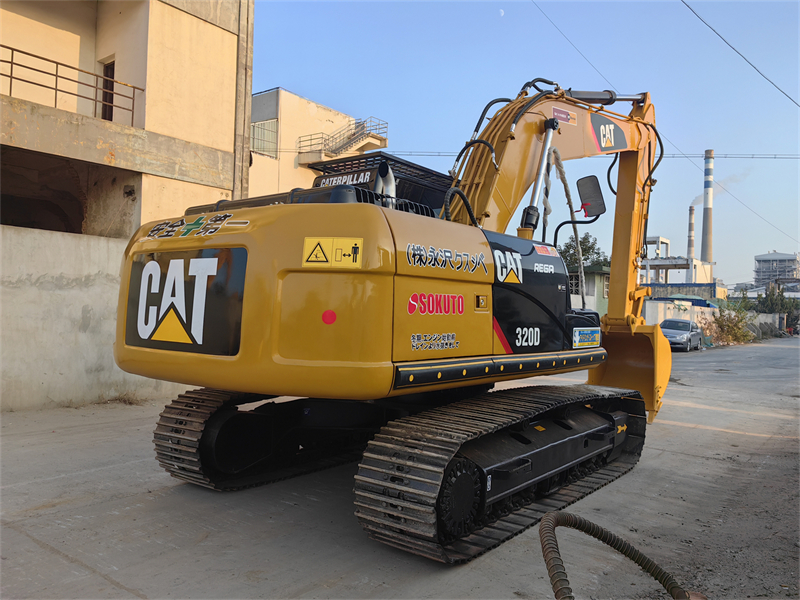 Used Cat 320D Excavator