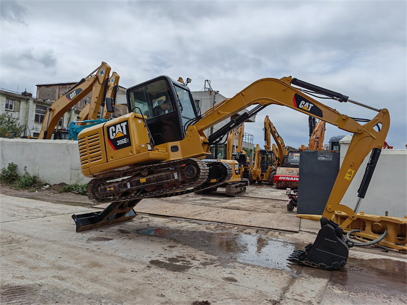 used cat 306E2 mini excavator 