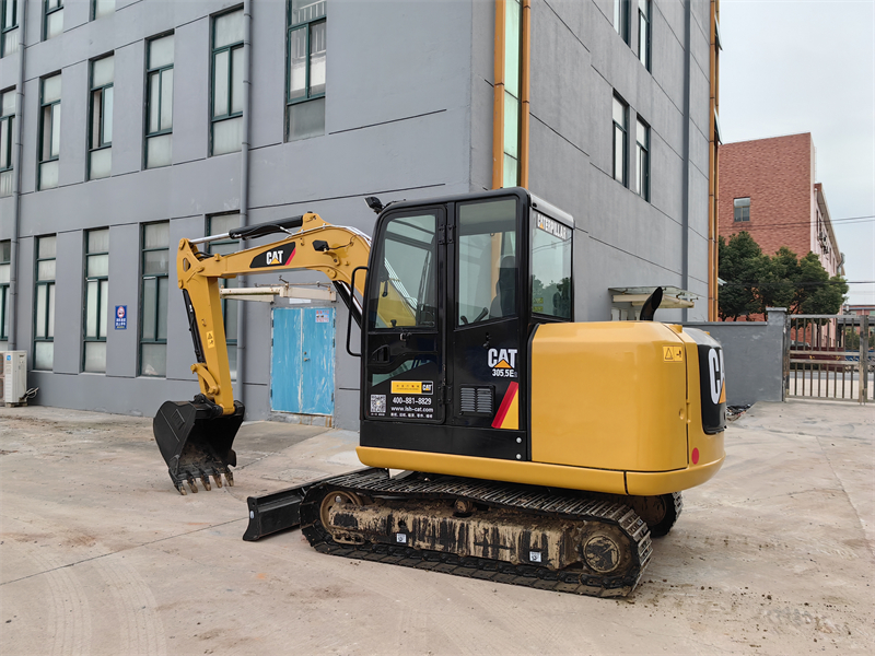 used cat 305.5e mini excavator