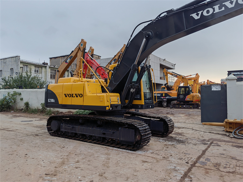 used volvo ec210b excavator