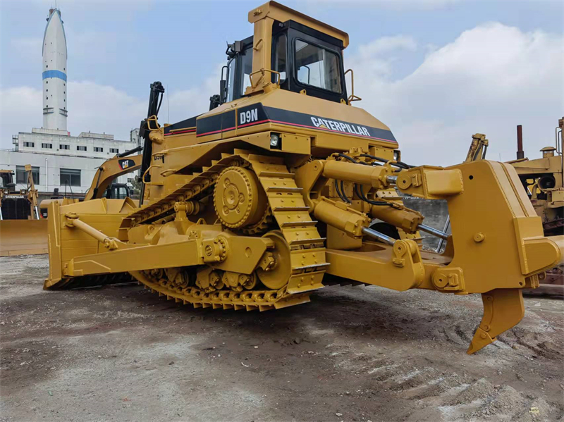 Cat  D9N Crawler Bulldozer