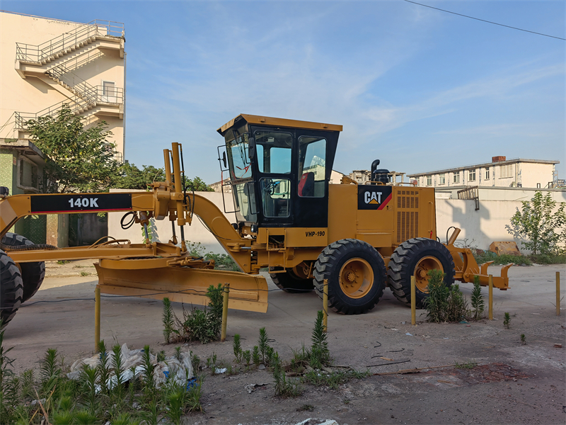 cat 140k used graders