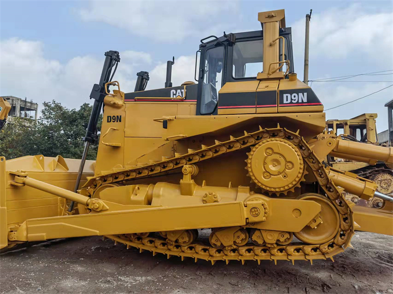 Cat  D9N Crawler Bulldozer