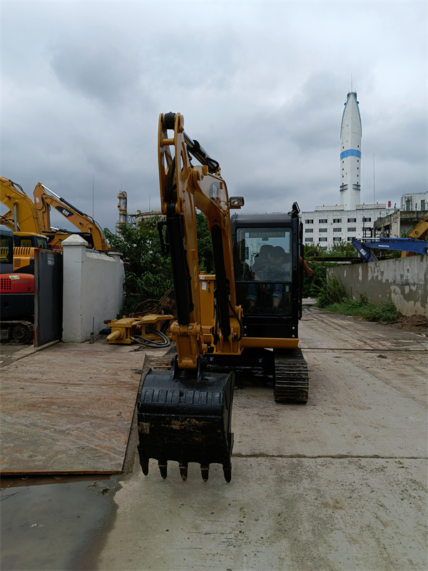 used excavator caterpillar 306E2 excavator