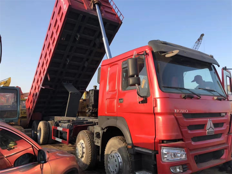 Howo dump truck 4*8 12wheels