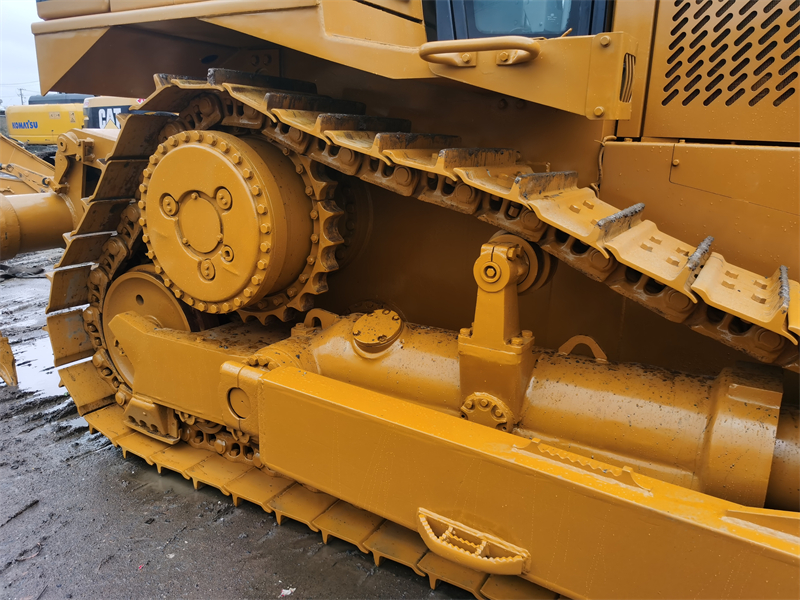 Cat D8R bulldozer