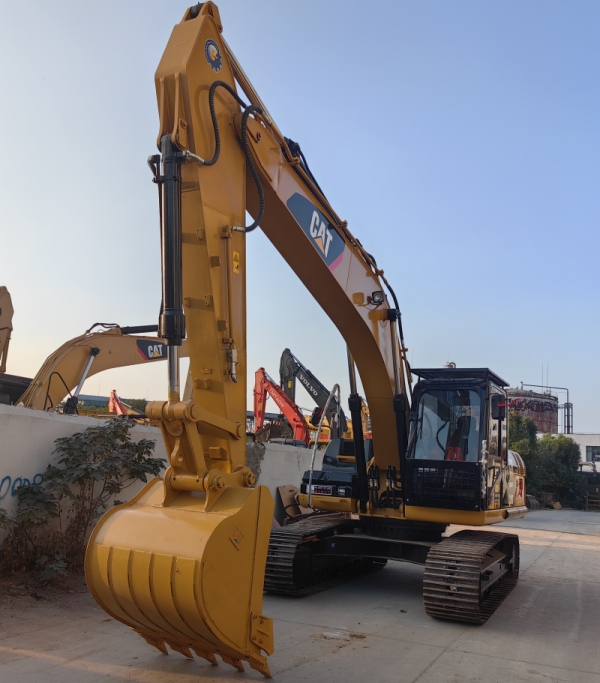 Used Cat 320D Excavator