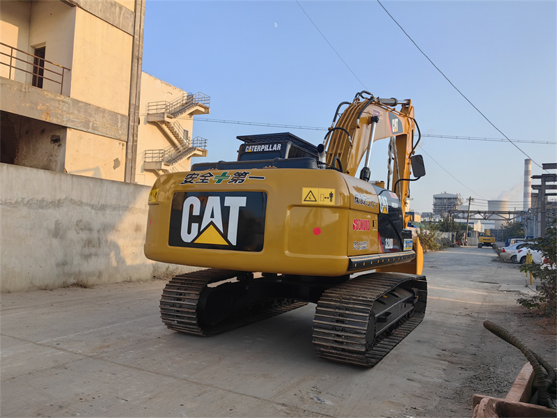 Used caterpillar 320d excavator 20tons