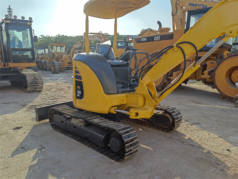 used komatsu excavator pc30