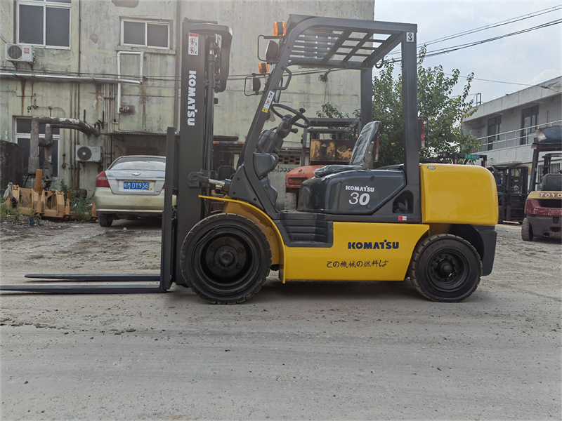 komatsu fd30-17 3t forklift