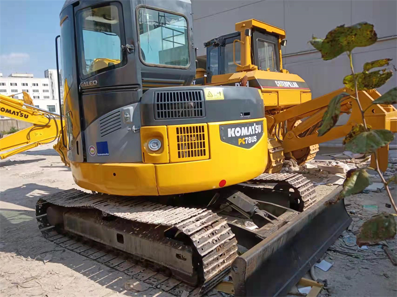 Komatsu PC78US-6 Excavator