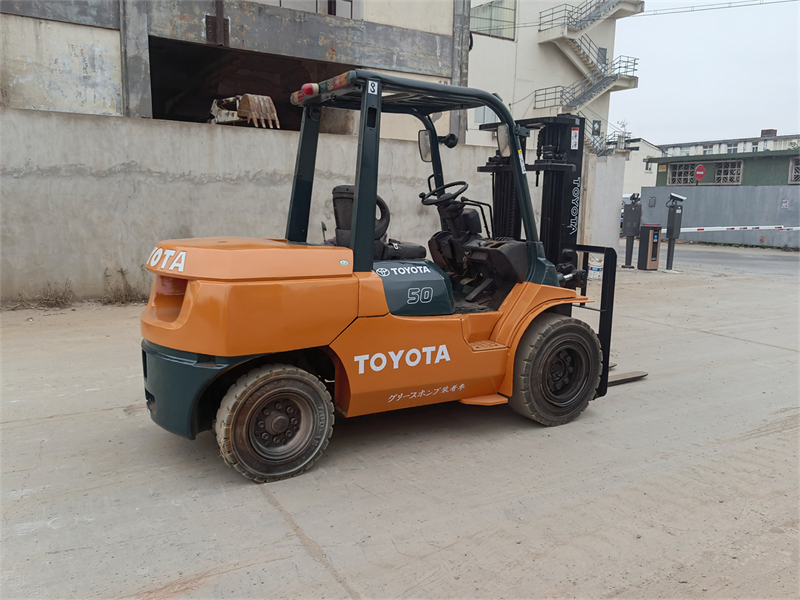 TOYOTA forklift FD50 5ton Forklift