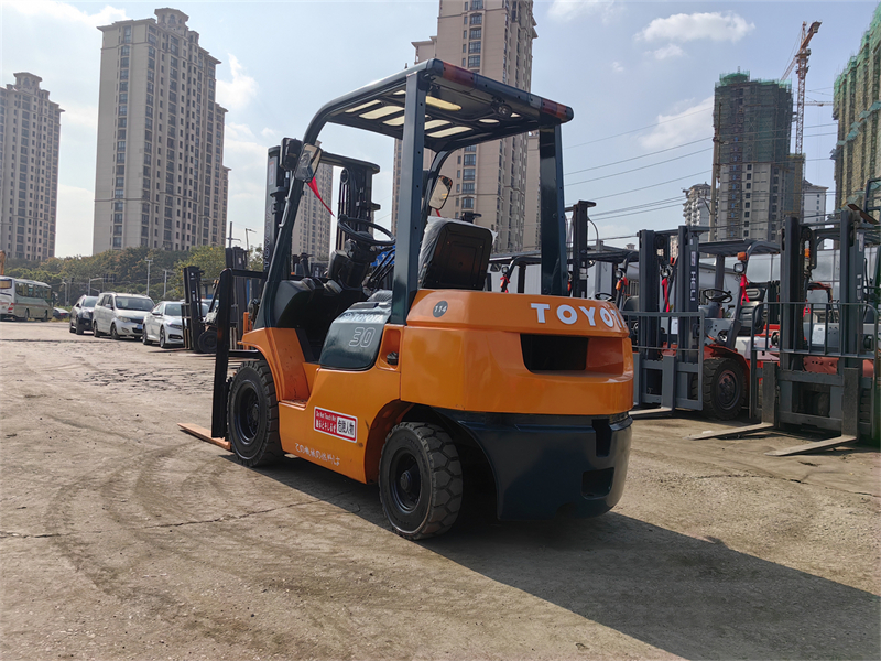 3ton forklift toyota 7FD30