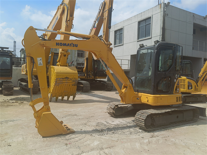 komatsu pc55mr-2 excavator