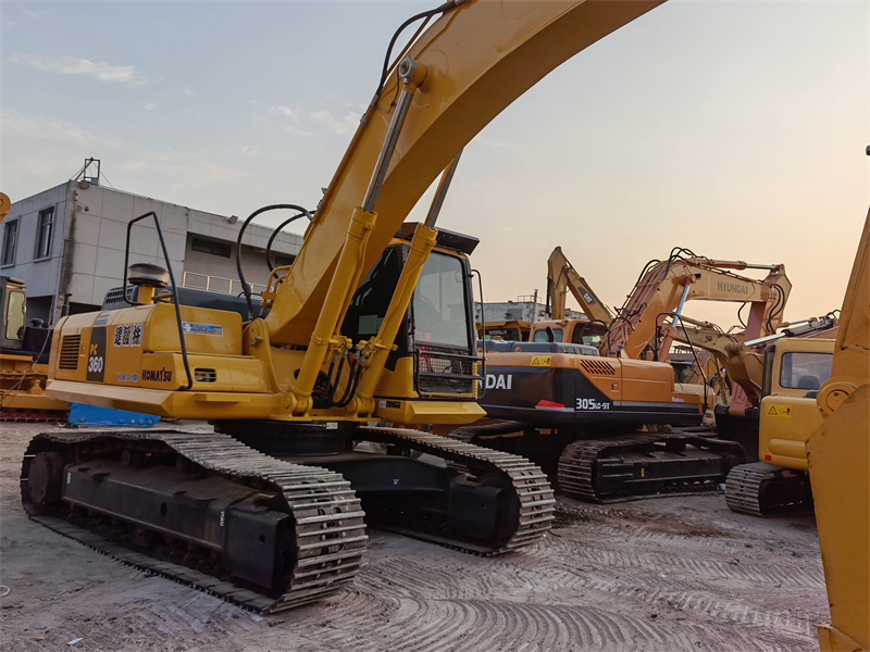 Komatsu PC360-7 Excavator