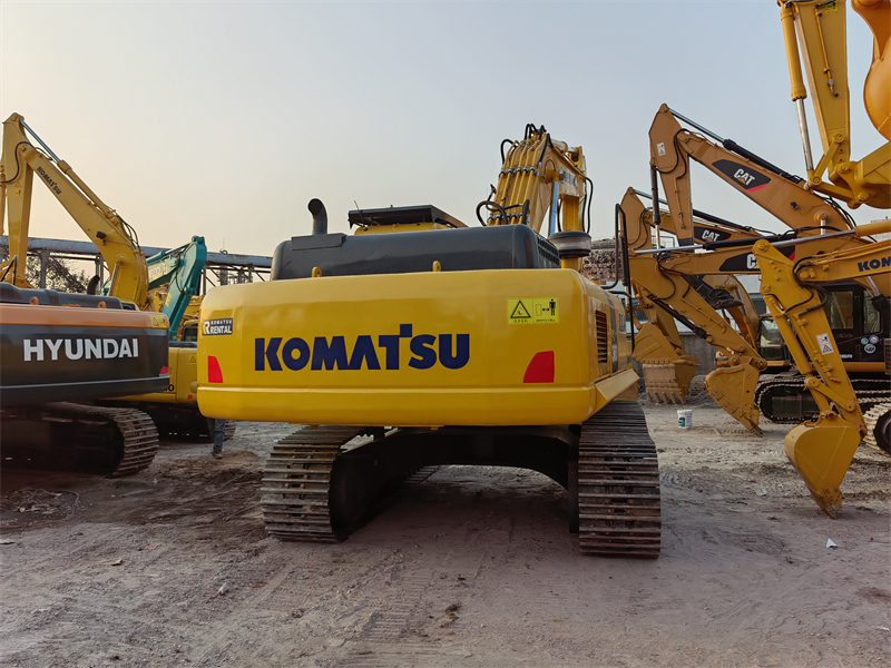 Komatsu PC360-7 Excavator