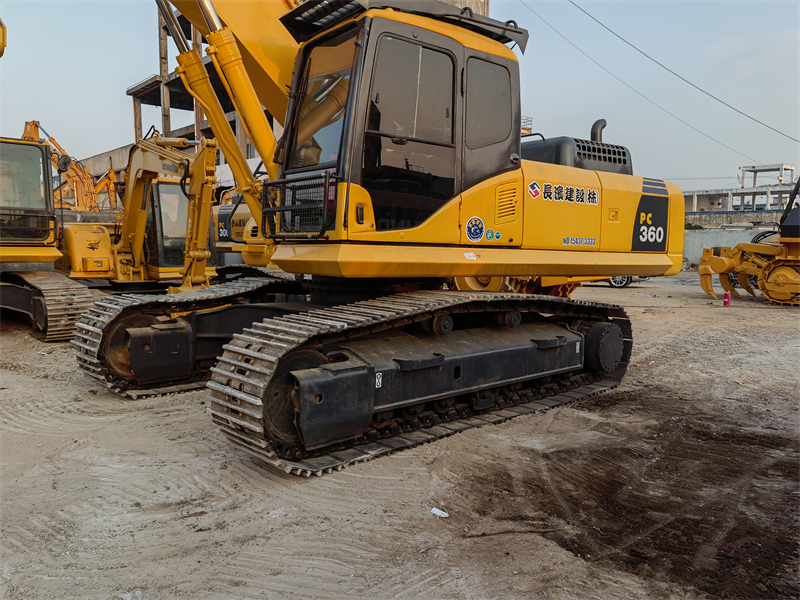 Komatsu PC360-7 Excavator