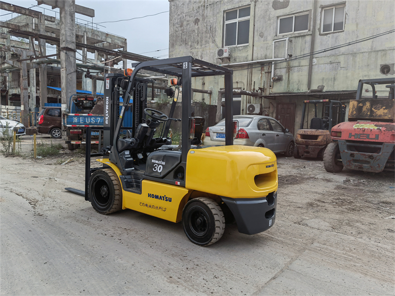 komatsu fd30-17 3t forklift