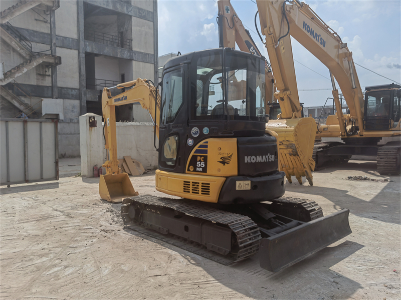 komatsu pc55mr-2 excavator