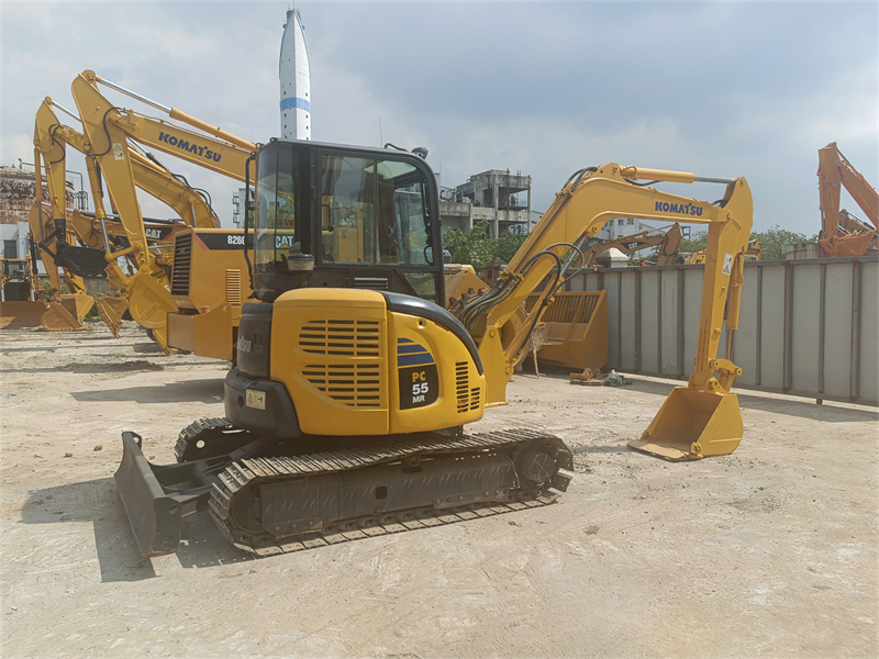 komatsu pc55mr-2 excavator