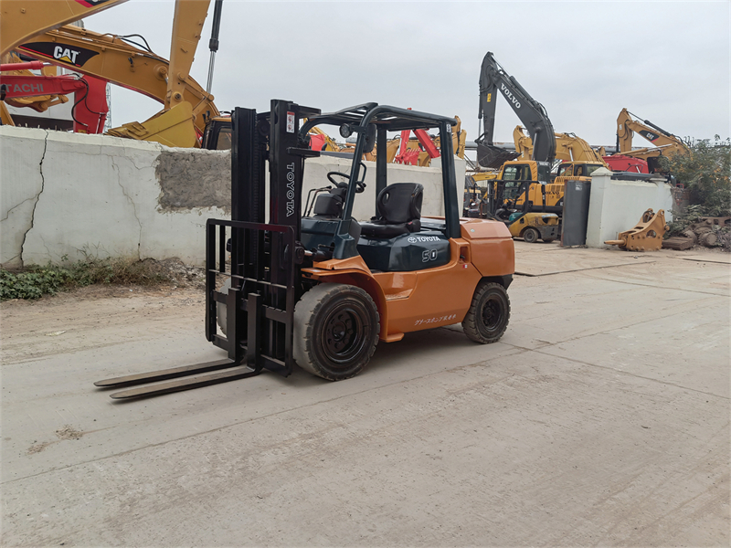 TOYOTA forklift FD50 5ton Forklift