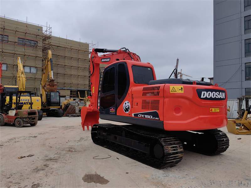 Doosan DX150LC excavator