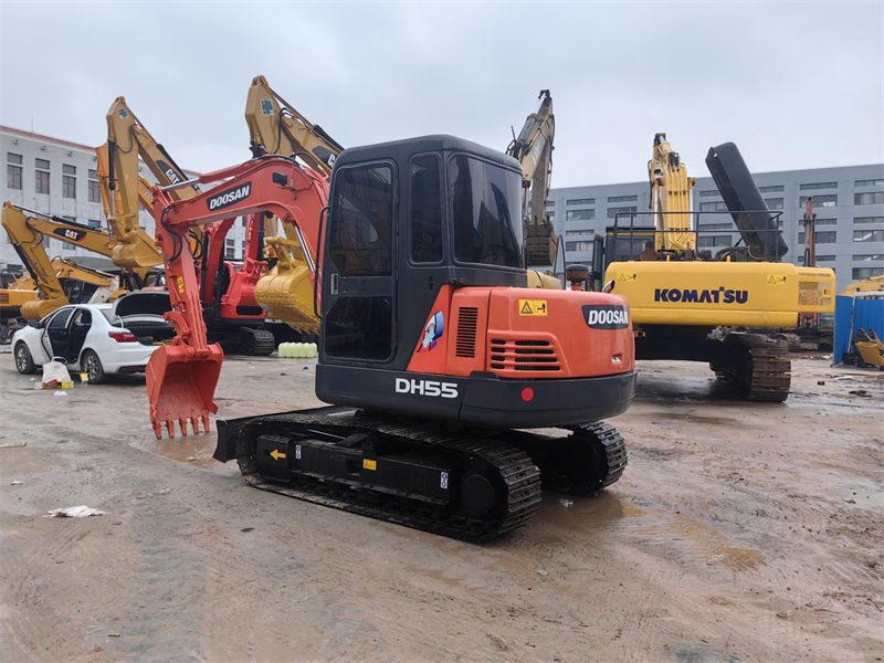 korea doosan excavator dh55 for sale