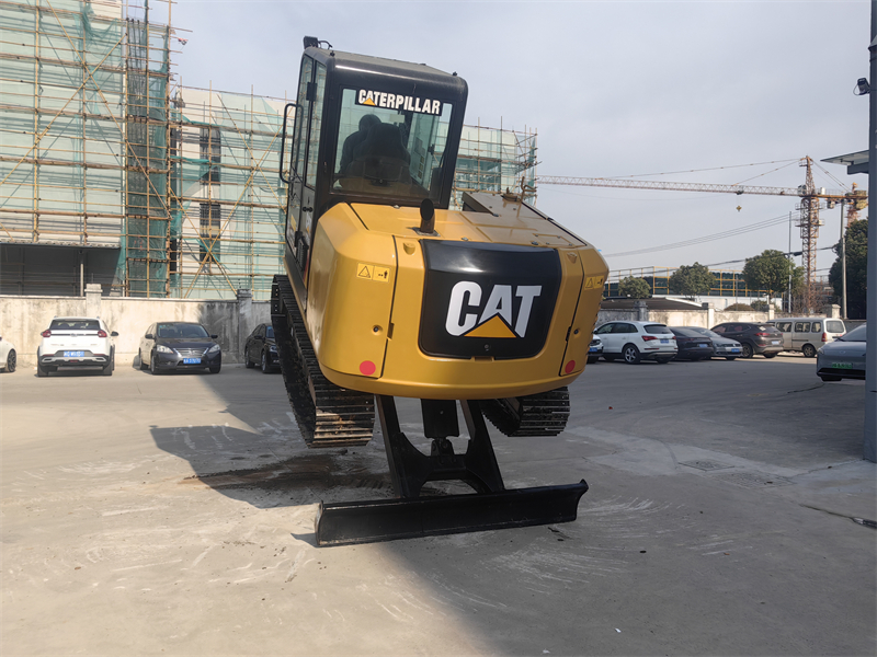 cat mini excavator 305.5e